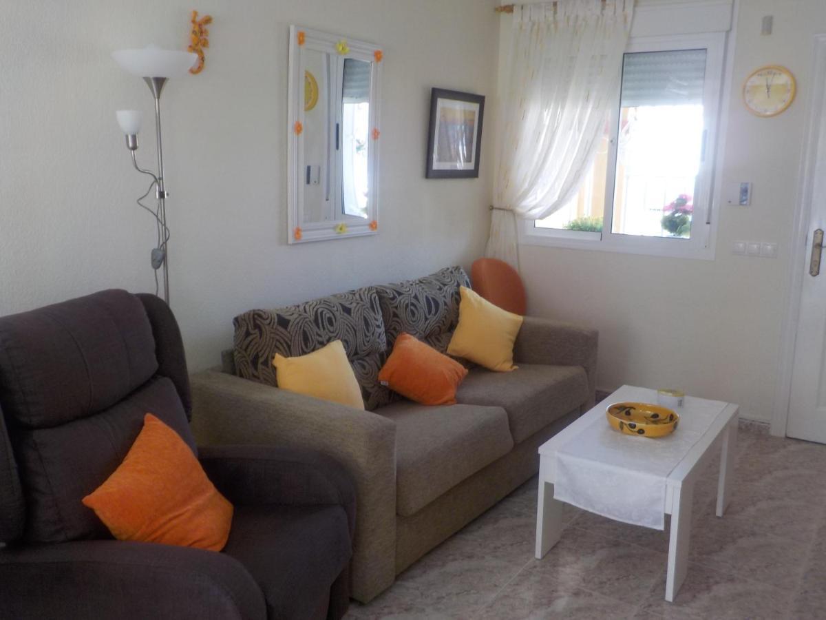 Вилла Casa La Zenia Elite Townhouse With Shared Pool And 10 Minutes Walk To Beach Ориуэла Экстерьер фото
