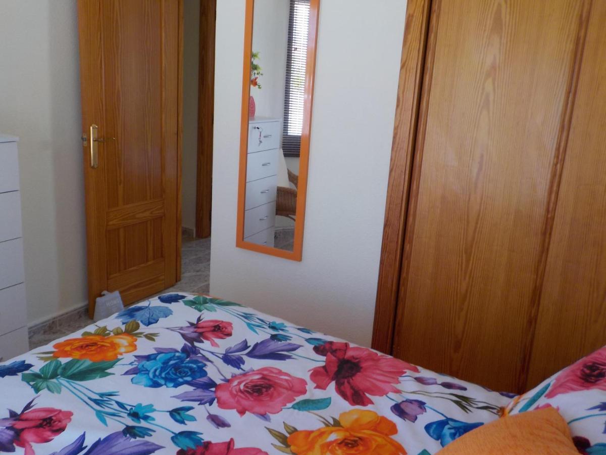 Вилла Casa La Zenia Elite Townhouse With Shared Pool And 10 Minutes Walk To Beach Ориуэла Экстерьер фото